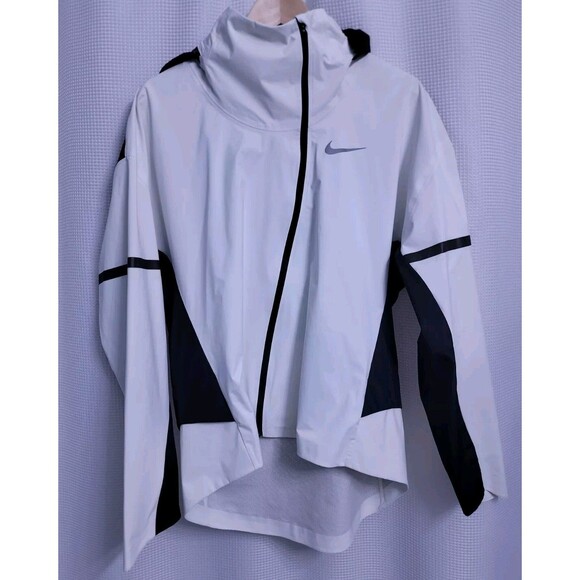 Nike Zonal Aeroshield Running Jacket Womens size LARGE Blk/Wh BV3858-133 - Picture 1 of 10